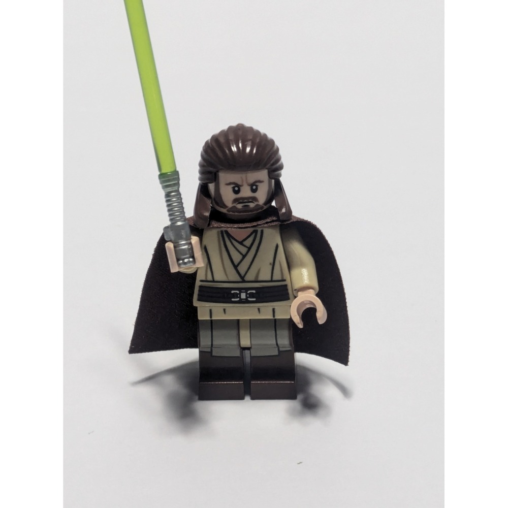 LEGO Star Wars Qui-Gon Jinn Minifigure With Brown Cape Green Lightsaber